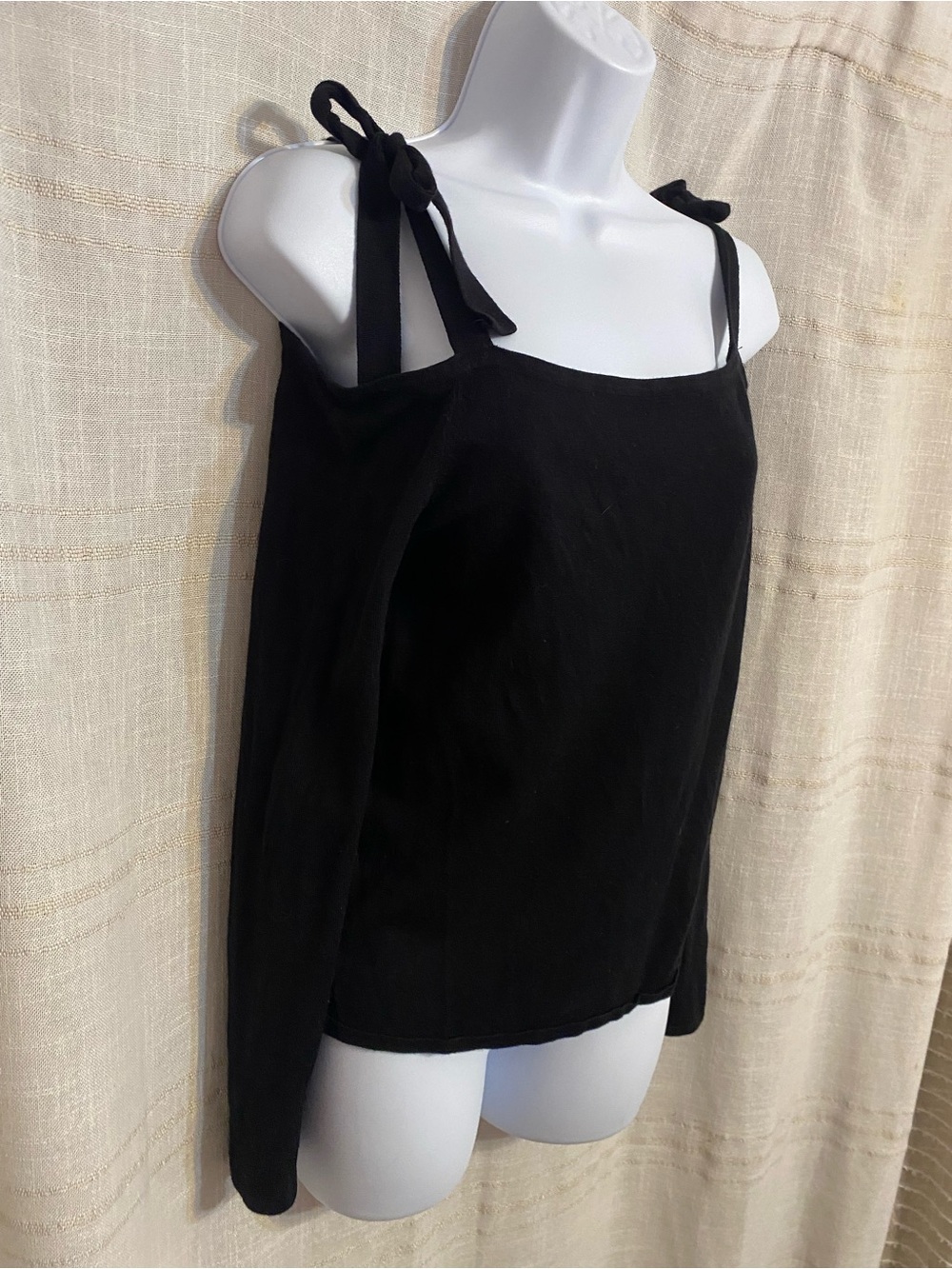 Black Cold Shoulder Knit Sweater Top Medium Tie Straps Long Sleeve